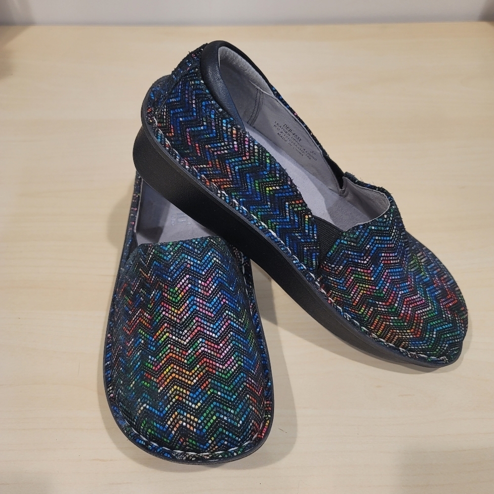 Sz 37 EU Alegria by PG Lite Debra Seville Ric Rac Rainbow Loafers